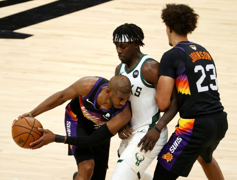 I Phoenix Suns hanno vinto la prima partita delle finali NBA di questa stagione